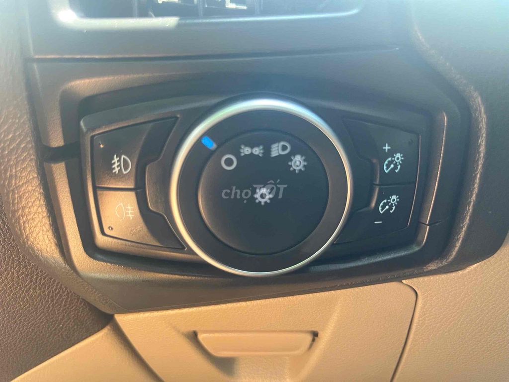 Bán Ford Focus Ecoboot Titatium (full) 2017. Mua bán Ô tô tại Quận Ninh Kiều Cần Thơ được đăng bởi Nguyễn Hòa Auto hình 15