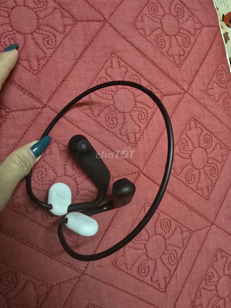 Tai nghe Sony Đen, Trắng đã sử dụng. Mua bán Tivi, Âm thanh tại Quận Tây Hồ Hà Nội được đăng bởi Đinh Hoa hình 1
