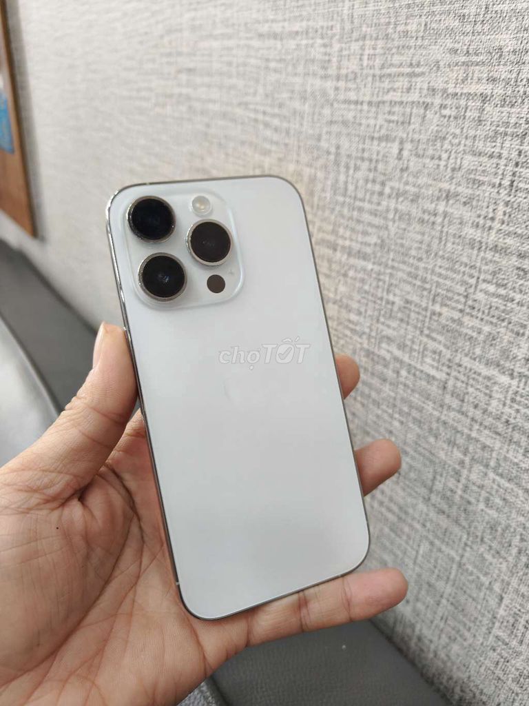 Apple iPhone 14 Pro 256GB Trắng Đã sử dụng. Mua bán Điện thoại tại Thành phố Buôn Ma Thuột Đắk Lắk được đăng bởi MNmobile hình 1