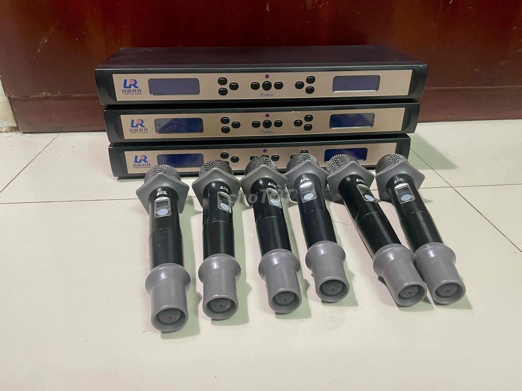 Micro không dây LR SM19 hàng bãi zin. Mua bán Tivi, Âm thanh tại Huyện Củ Chi Tp Hồ Chí Minh được đăng bởi Linh phukien micro hình 1