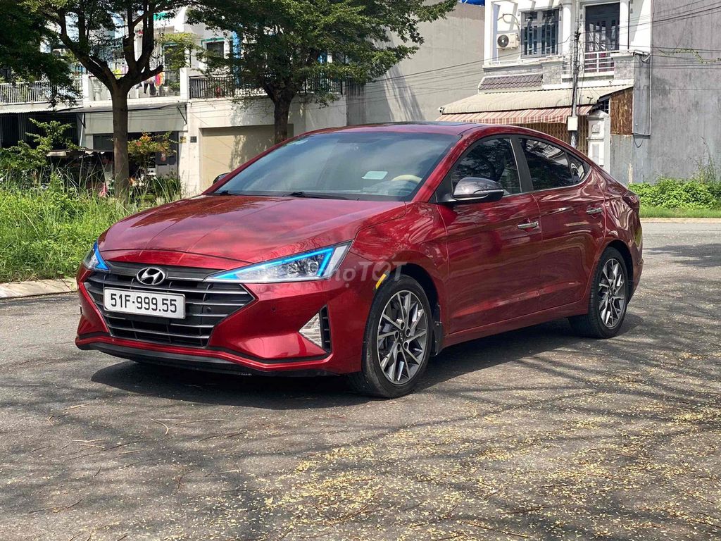 Hyundai Elantra 2.0 2019 Красный 64000 км, оригинал редкость