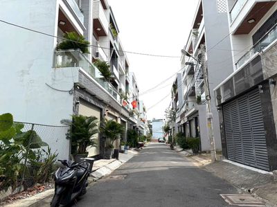 KẸT TIỀN BÁN GẤP.