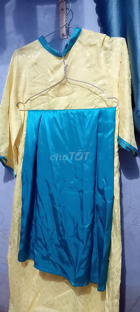 Áo dài Nữ Lụa. Mua bán Quần áo tại Huyện Dầu Tiếng Bình Dương được đăng bởi Út Thảo hình 1