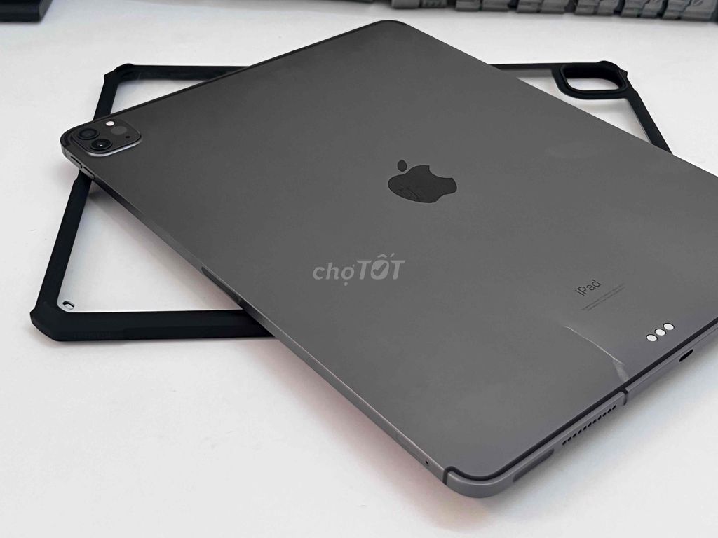 Apple iPad Pro M1 Gen 5 1TB 5G Xám 12.9 inch. Mua bán Máy tính bảng tại Quận 6 Tp Hồ Chí Minh được đăng bởi Đinh Trọng Hòa hình 1