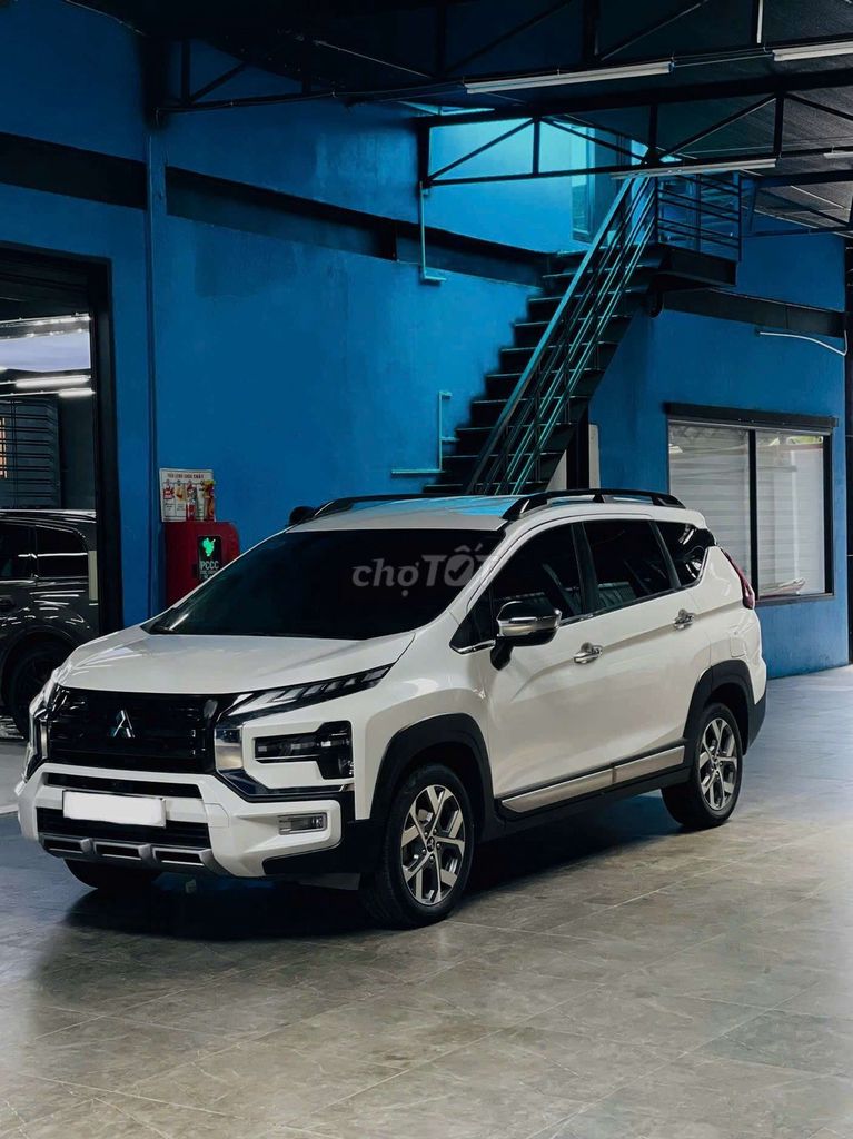 Mitsubishi Xpander cross 2024 zin đẹp. Mua bán Ô tô tại Huyện Hóc Môn Tp Hồ Chí Minh được đăng bởi Đỗ Tùng hình 1