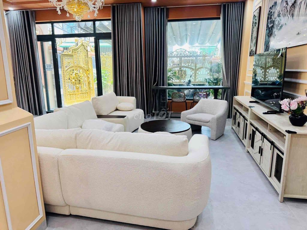 CHO THUÊ NHÀ NGUYÊN CĂN 5 PHÒNG NGỦ PHÍA BẮC NHA TRANG GIÁ 35 TRIỆU/ T