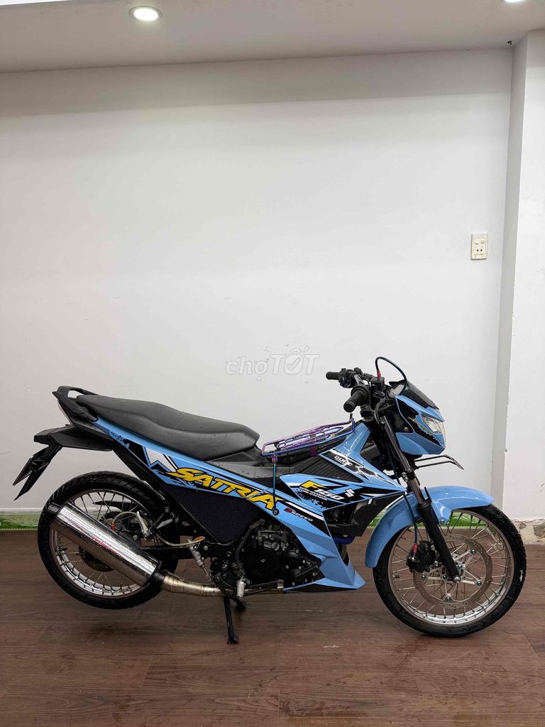 Bán Raider biển 43 màu cực đẹp máy móc nguyên rin. Mua bán Xe máy tại Quận Sơn Trà Đà Nẵng được đăng bởi Huan Motor hình 4