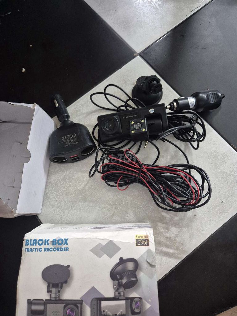 Camera hành trình Đen 1296P. Mua bán Máy ảnh, Máy quay tại Quận 12 Tp Hồ Chí Minh được đăng bởi vương hình 1