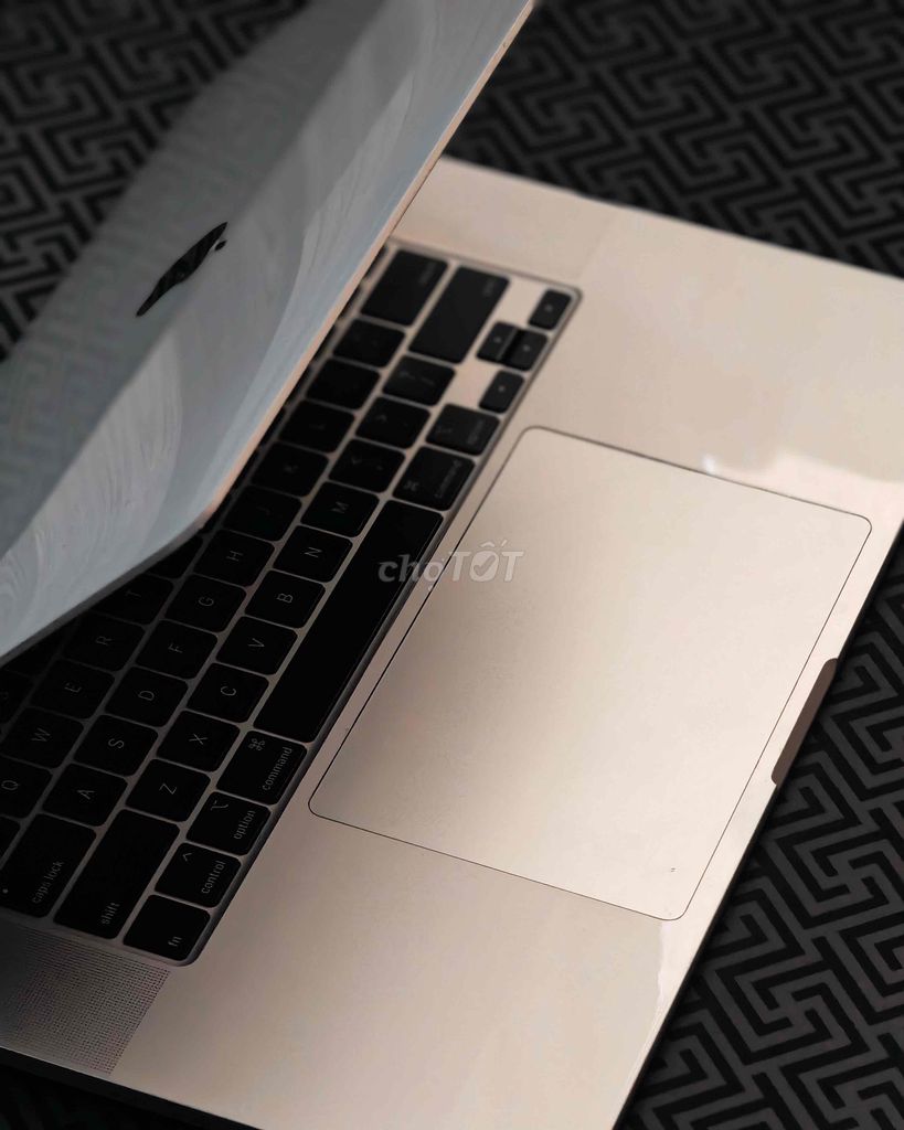 MacBook Pro i9 2019 16GB/1TB SSD 15 inch Mới 99%. Mua bán Laptop tại Thành phố Phan Rang-Tháp Chàm Ninh Thuận được đăng bởi Văn  hình 1