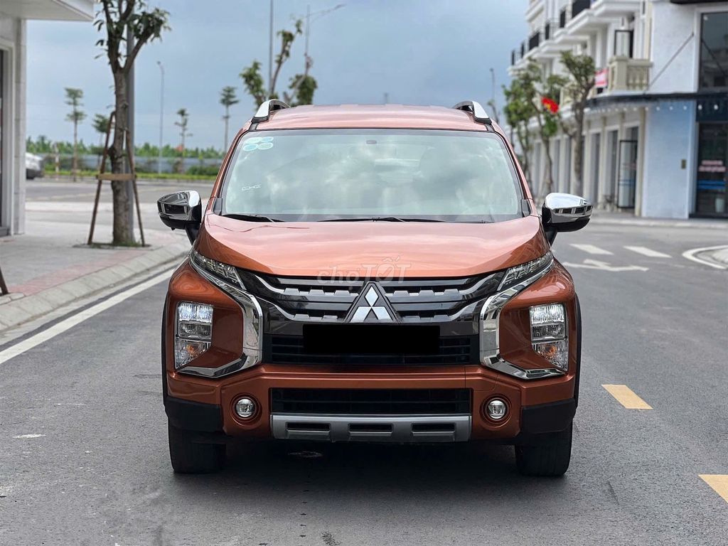 Mitsubishi Xpander Cross 2021 AT - 137000 km. Mua bán Ô tô tại Quận Gò Vấp Tp Hồ Chí Minh được đăng bởi Quang hình 3