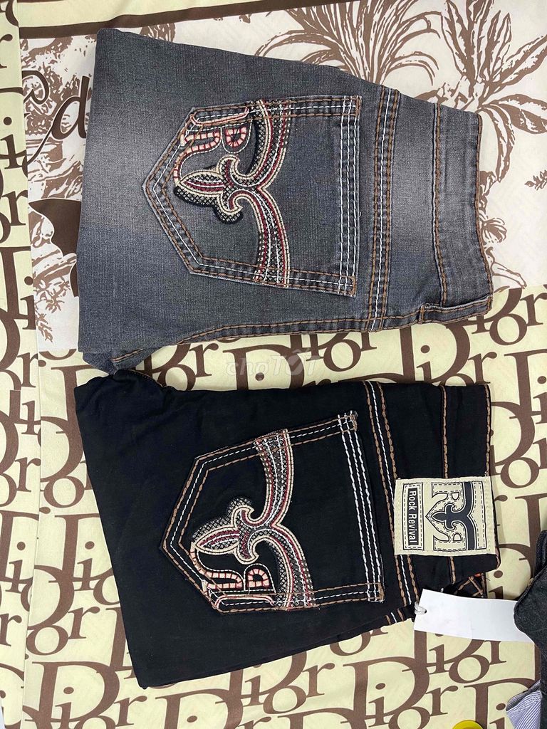 Quần short Rock Revival Nam Đen size 30. Mua bán Quần áo tại Thành phố Long Xuyên An Giang được đăng bởi alex Truong hình 1
