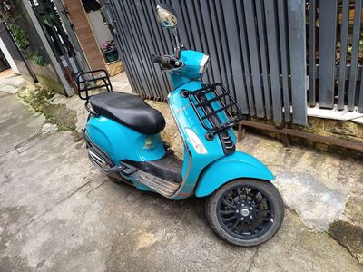 Vespa sprint. Mua bán Xe máy tại Thành phố Đà Lạt Lâm Đồng được đăng bởi Vương Chí Trung