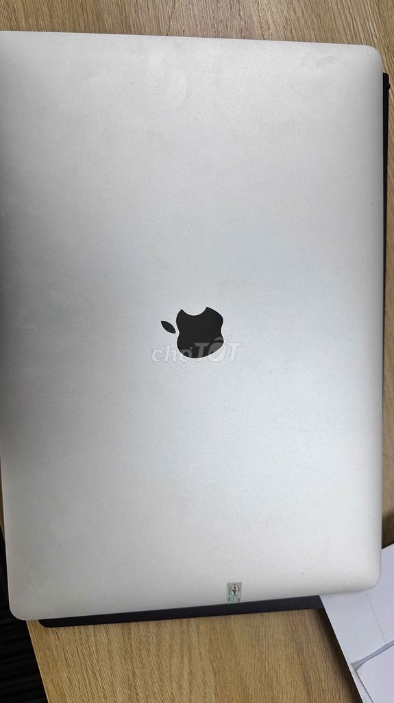Bán Apple Macbook Pro 2017 i7 15 inch 16GB Bạc. Mua bán Laptop tại Quận Bình Thạnh Tp Hồ Chí Minh được đăng bởi Hương hình 1