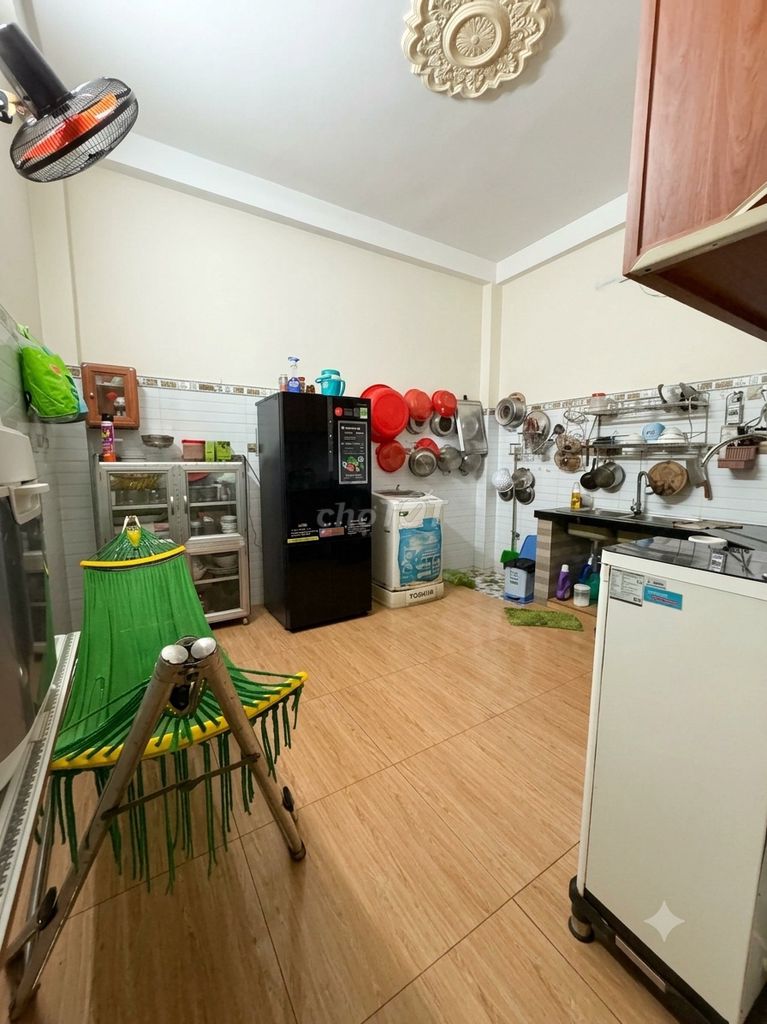 Дом в переулке 4м, Тан Ки Тан Куи, р. Тан Фу, 4х12.5м, 2 этажа