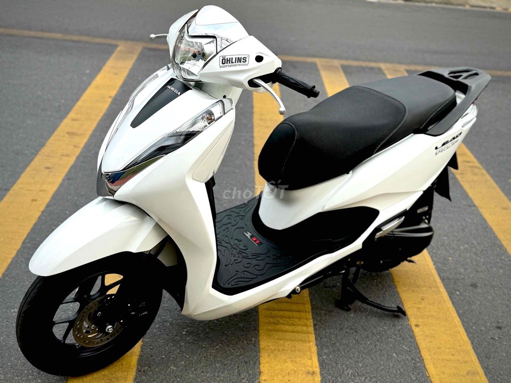 Honda Lead 125 2020 Sporty Trắng đen. Mua bán Xe máy tại Quận 11 Tp Hồ Chí Minh được đăng bởi CỬA HÀNG CHUYÊN GÓP NỢ XẤU hình 4