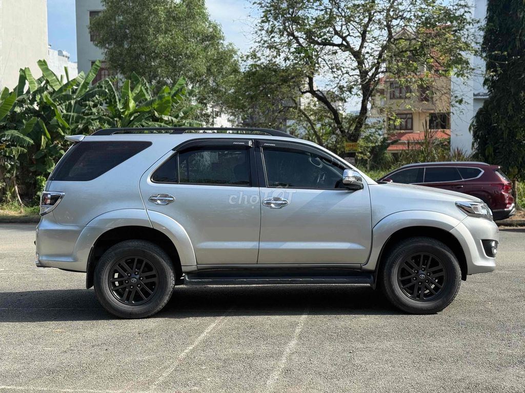 Toyota Fortuner 2015 2.7V 4x2 AT. Mua bán Ô tô tại Thành phố Thủ Đức Tp Hồ Chí Minh được đăng bởi Lê Nhường hình 5