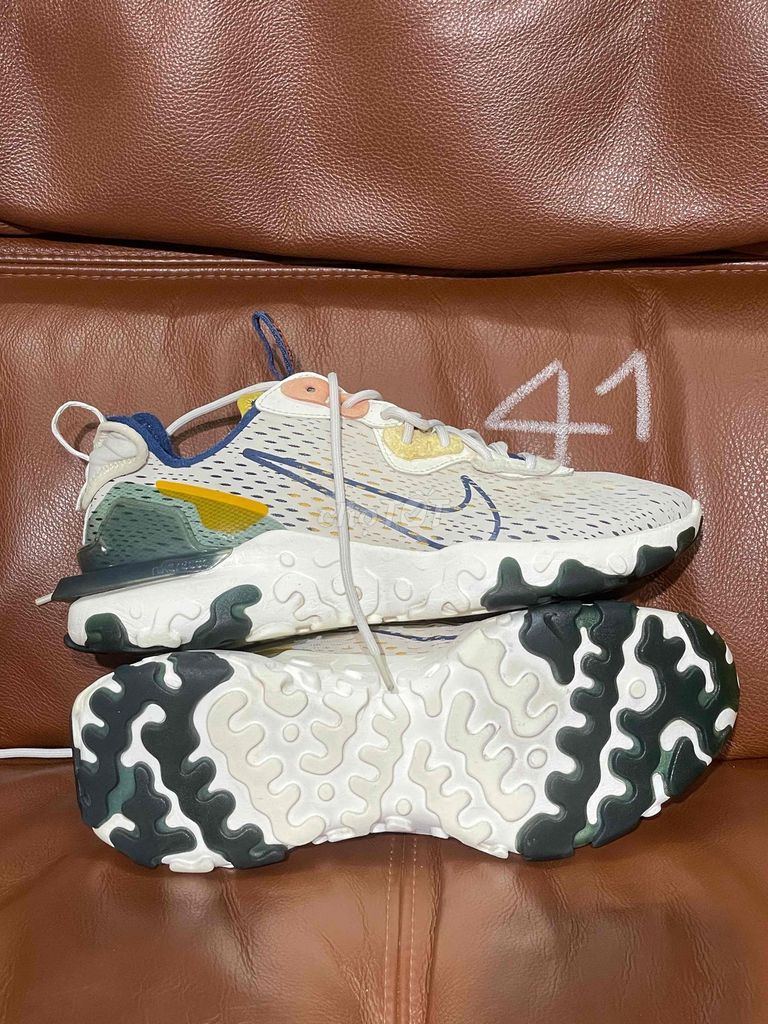 Giày thể thao Nike Trắng size 41. Mua bán Giày dép tại Quận 6 Tp Hồ Chí Minh được đăng bởi trung nghia hình 1