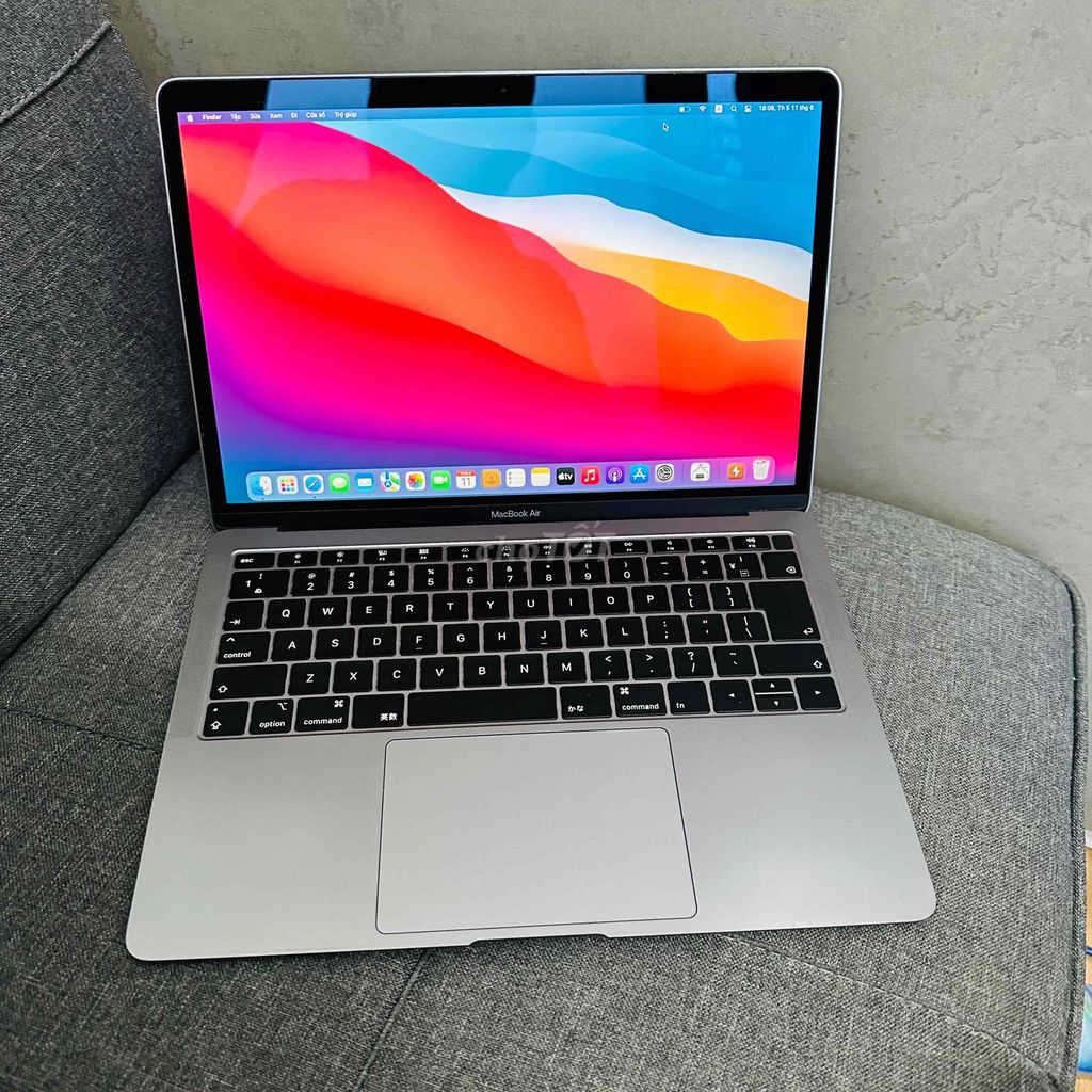 Apple MacBook Air 2018 256GB Xám. Mua bán Laptop tại Quận Thanh Khê Đà Nẵng được đăng bởi Phi Nhật hình 1
