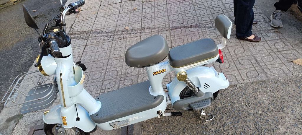 Thanh lý xe đạp điện còn mới 90%. Mua bán Xe điện tại Thành phố Thủ Đức Tp Hồ Chí Minh được đăng bởi MUA BÁN TRAO ĐỔI XE ĐẠP MỚI CŨ hình 6