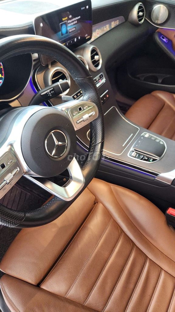 Gia đình bán GLC300 sx 2022 Tên công ty. Mua bán Ô tô tại Quận 4 Tp Hồ Chí Minh được đăng bởi tuấn hình 15