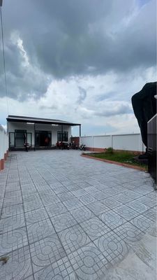 Bán nhà đường Gia Huỳnh, 200m2 SHR, gần CoopMart Trảng Bàng, Chỉ 830Tr