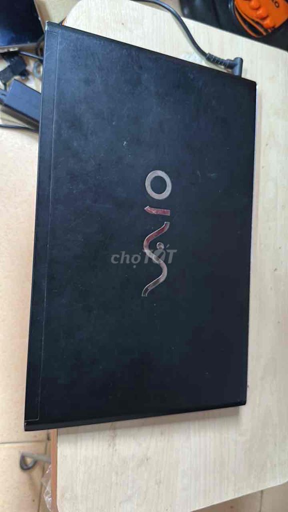 Sony Vaio Đen Mỏng nhẹ. Mua bán Laptop tại Quận Tân Bình Tp Hồ Chí Minh được đăng bởi Đại Phong hình 1