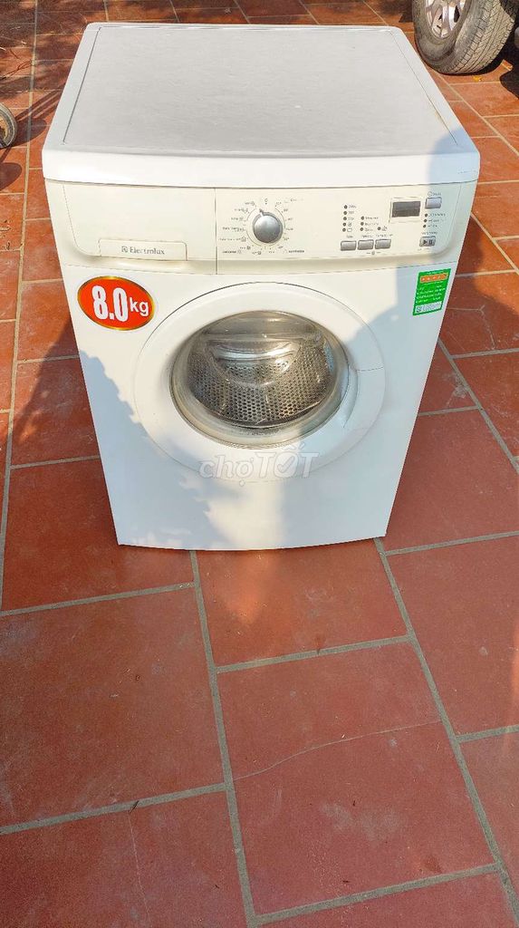 Nhà thừa thanh lý máy giặt Electrolux 8kg