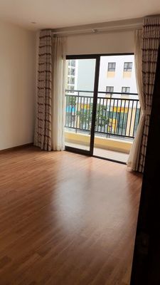 Rent · 2 bd · 75 м² · Quận 10