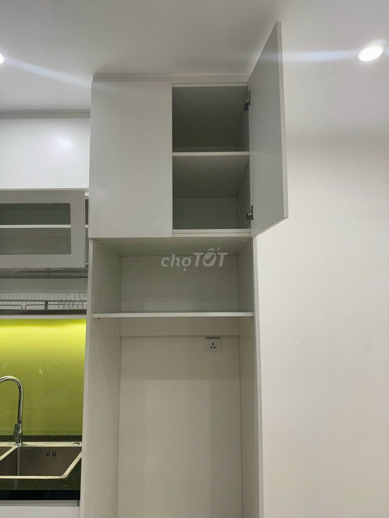 Bán CC Vinhomes  Q9 1 phòng ngủ cộng 43m2 giá 2ty350 full nội thất