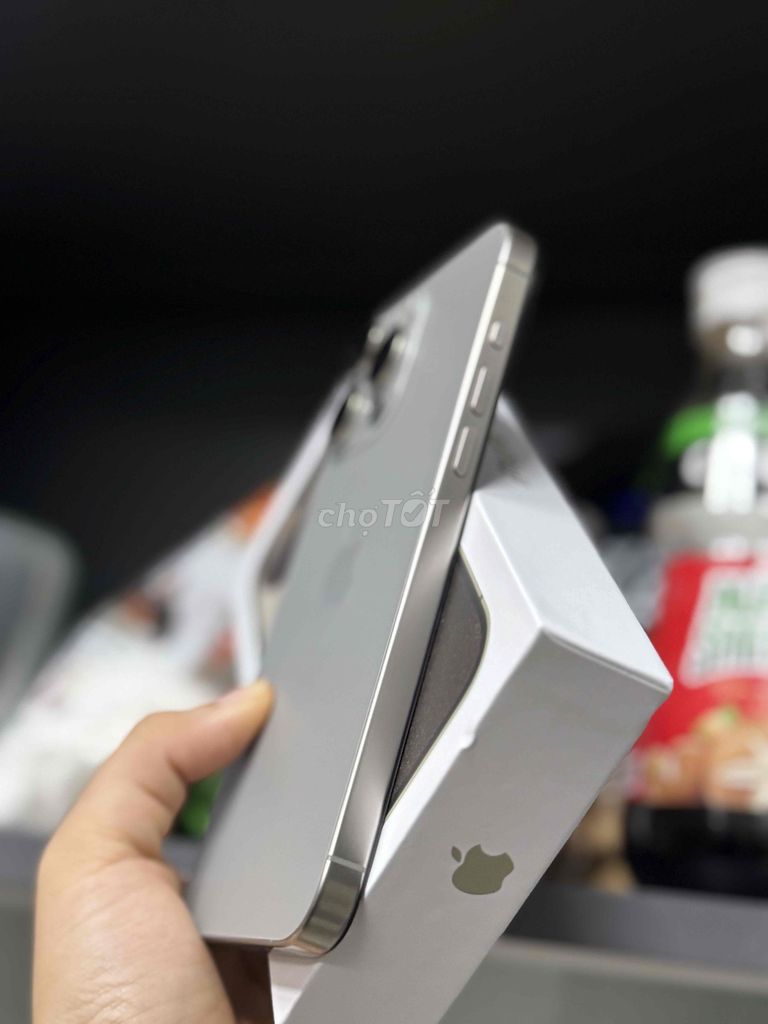 Apple iPhone 15 Pro Max 512GB Natural đang sài tốt. Mua bán Điện thoại tại Thành phố Tây Ninh Tây Ninh được đăng bởi Hà Lưu hình 1