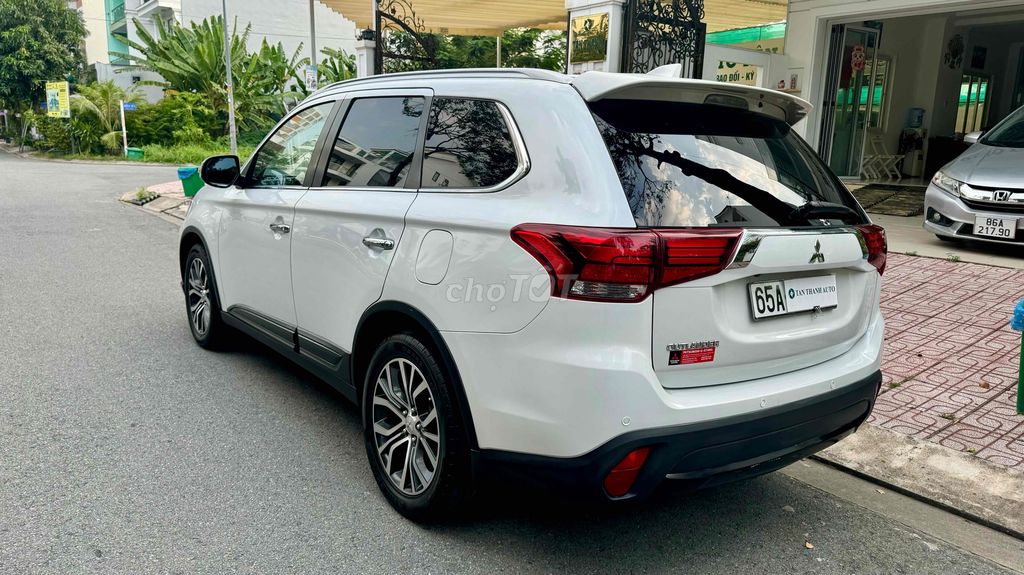Mitsubishi Outlander 2019 2.0 CVT Premium - 92000. Mua bán Ô tô tại Huyện Bình Chánh Tp Hồ Chí Minh được đăng bởi TAN THANH AUTO hình 2