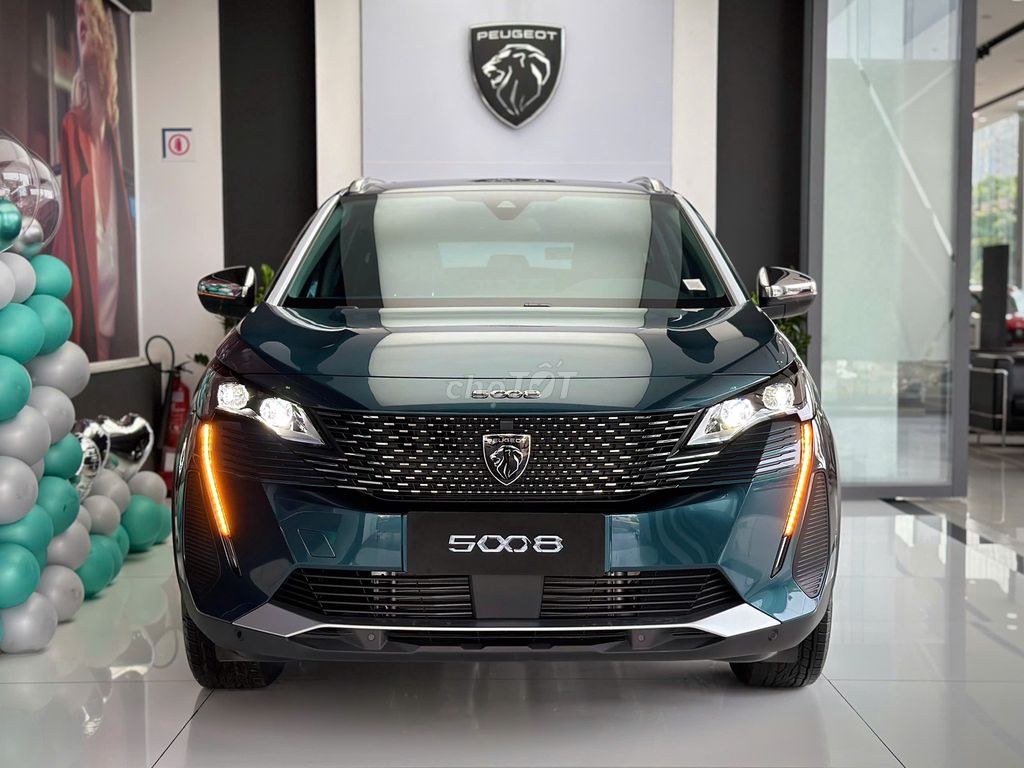Peugeot 5008 Premium 2026 SUV