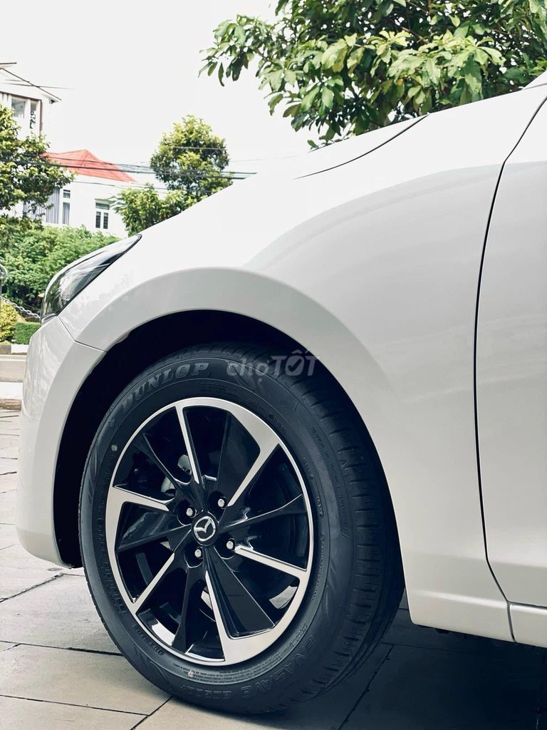 MAZDA 2 AT CHỈ 400TR NHẬN NGAY XE. Mua bán Ô tô tại Quận 7 Tp Hồ Chí Minh được đăng bởi Tú Mada Kia Phú Mỹ Hưng hình 4
