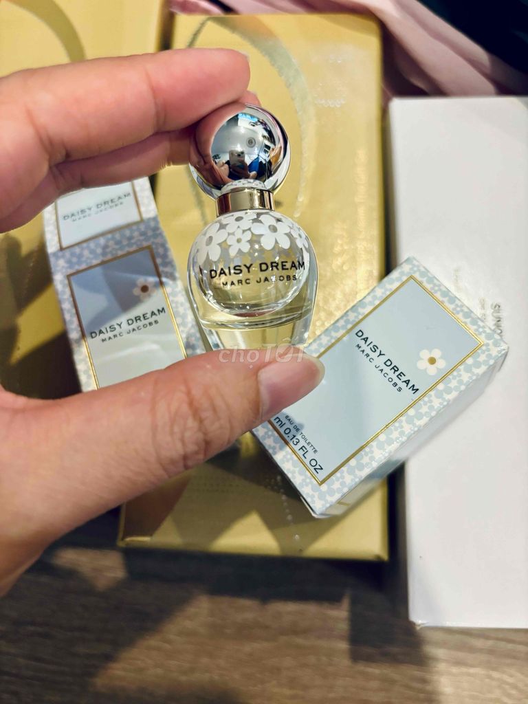 Nước hoa Marc Jacobs Daisy Dream Nữ mini size 5ml. Mua bán Nước hoa tại Quận 7 Tp Hồ Chí Minh được đăng bởi Thanh hình 1