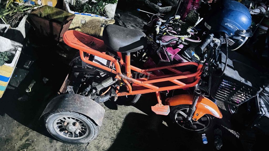 xe điện 3 bánh cầu visai hỏng bình bán xác cho ae. Mua bán Xe điện tại Thành phố Thủ Dầu Một Bình Dương được đăng bởi lê thành  hình 2