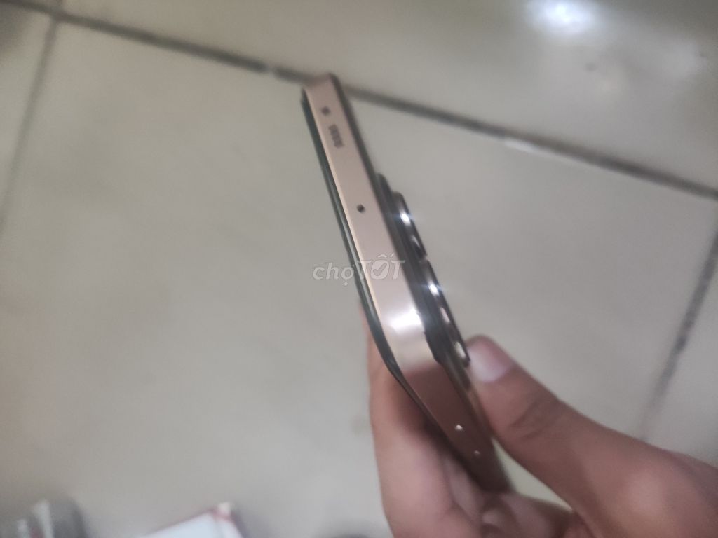 Tecno Pova 7 128GB Vàng. Mua bán Điện thoại tại Quận Tân Phú Tp Hồ Chí Minh được đăng bởi Hoàng Anh hình 1