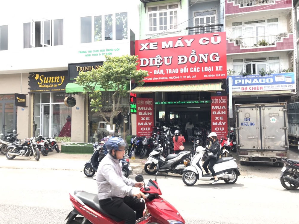 Cửa hàng xe máy cũ Diệu Đồng Cửa hàng xe máy cũ Diệu Đồng