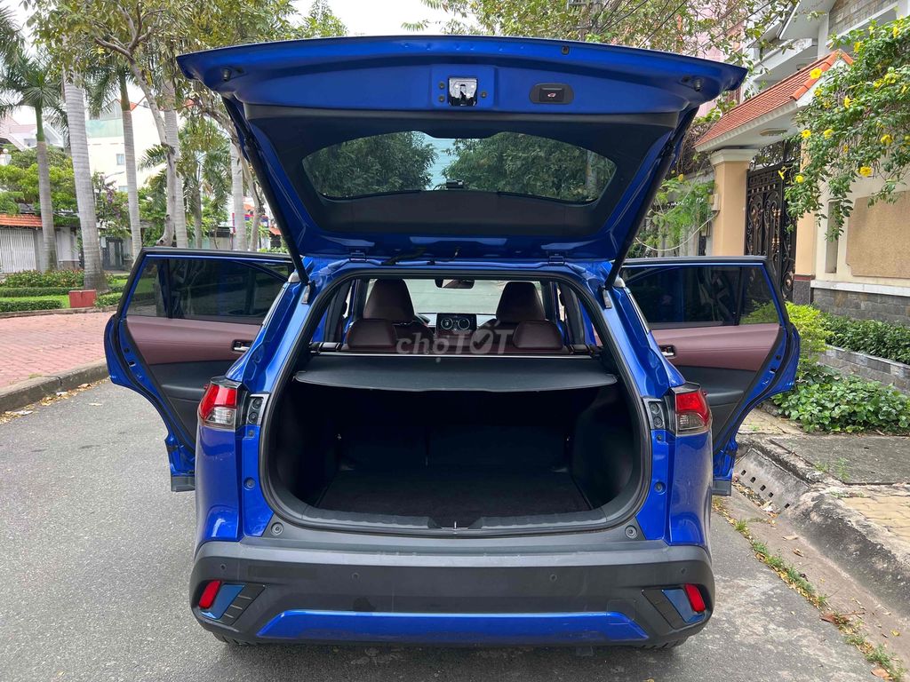 Toyota Corolla Cross 1.8 Hybrid xăng điện 2021. Mua bán Ô tô tại Quận 8 Tp Hồ Chí Minh được đăng bởi Đông Mai hình 5