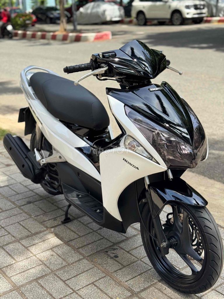 Honda Air Blade 2011 Белый, двигатель полностью оригинальный, отличное состояние