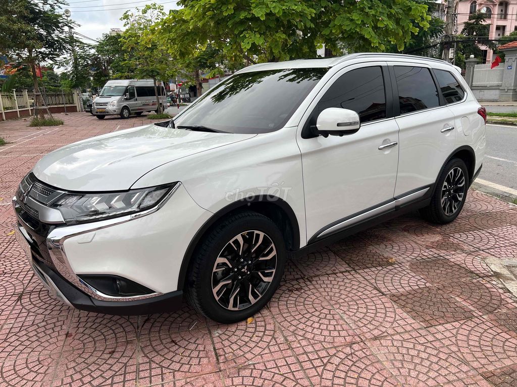 bán xe Outlander 2020 Premium cực chất 1 chủ. Mua bán Ô tô tại Quận Lê Chân Hải Phòng được đăng bởi bình hình 7