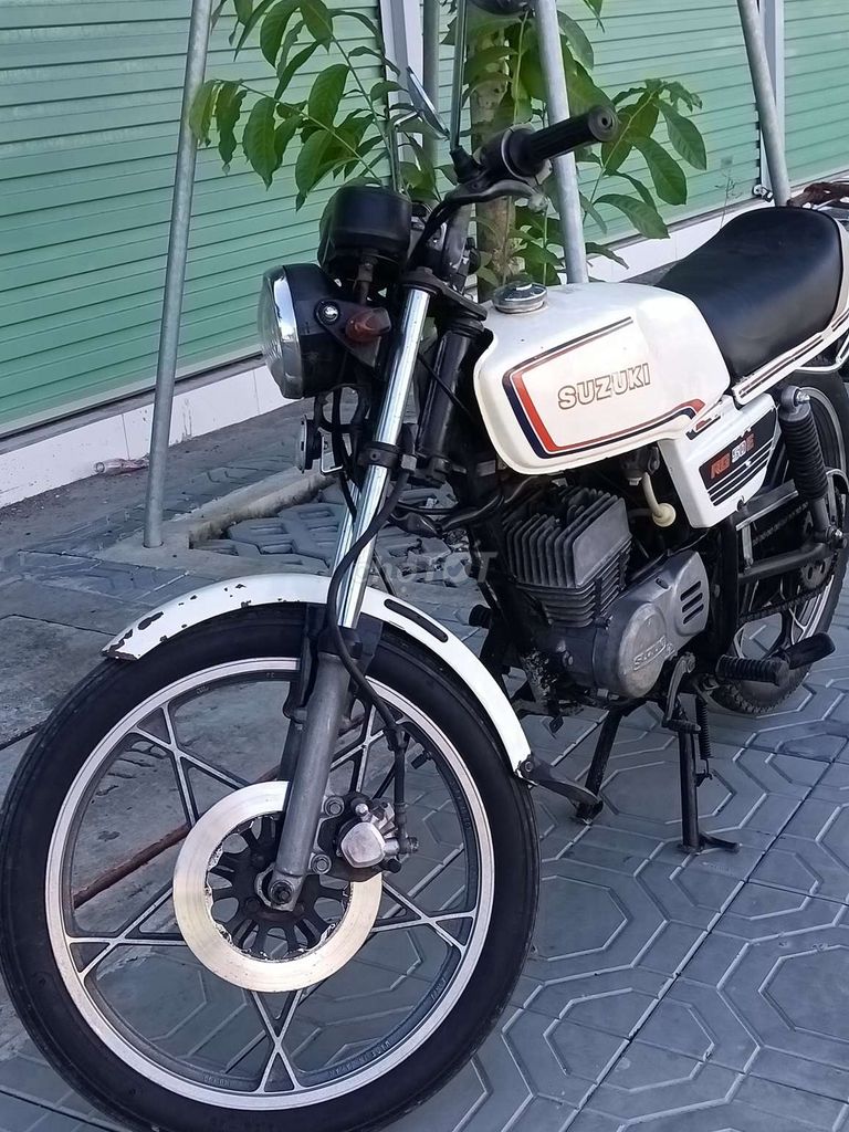 Suzuki RG50, 2 th Nhật hiếm gặp, giấy chuẩn zin. Mua bán Xe máy tại Thành phố Dĩ An Bình Dương được đăng bởi Cafe Xưa và Nay hình 2