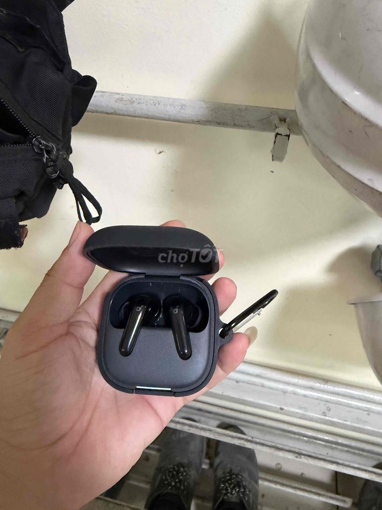 Tai nghe Anker soudcore R60i NC đen mới mua 450k. Mua bán Tivi, Âm thanh tại Thành phố Quảng Ngãi Quảng Ngãi được đăng bởi Vỹ hình 1