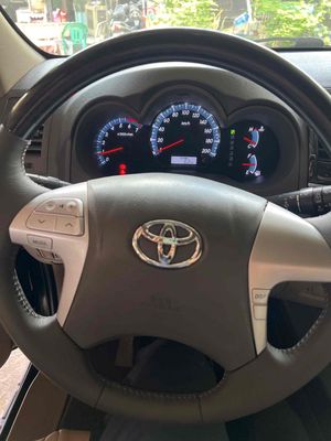 Toyota Fortuner 2013 Đen