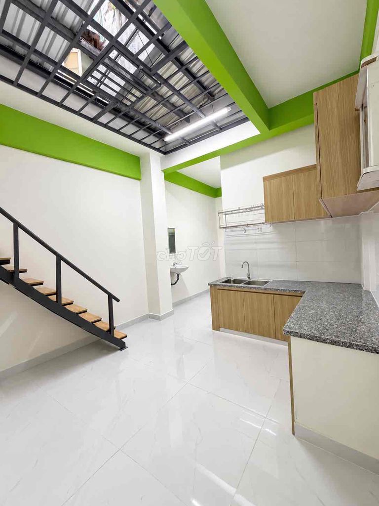 Продажа квартиры на первом этаже, 68м², район 10 - 4,25 млрд