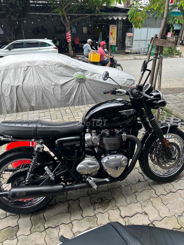 triumph t120 black date 2017. Mua bán Xe máy tại Quận Cái Răng Cần Thơ được đăng bởi chuyên bán apple watch và đồng hồ chính hãng cao cấp hình 3