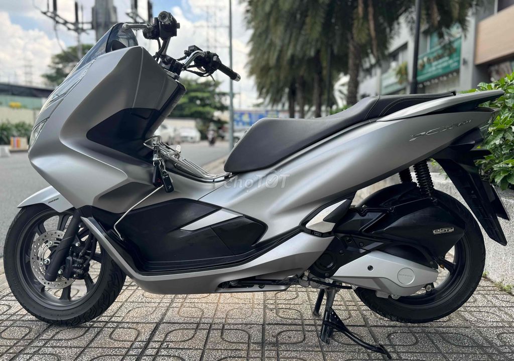 Honda PCX 150 2018 Smart Key Bạc. Mua bán Xe máy tại Thành phố Thủ Đức Tp Hồ Chí Minh được đăng bởi  xe máy HOÀNG THỊNH Thủ Đức  hình 7
