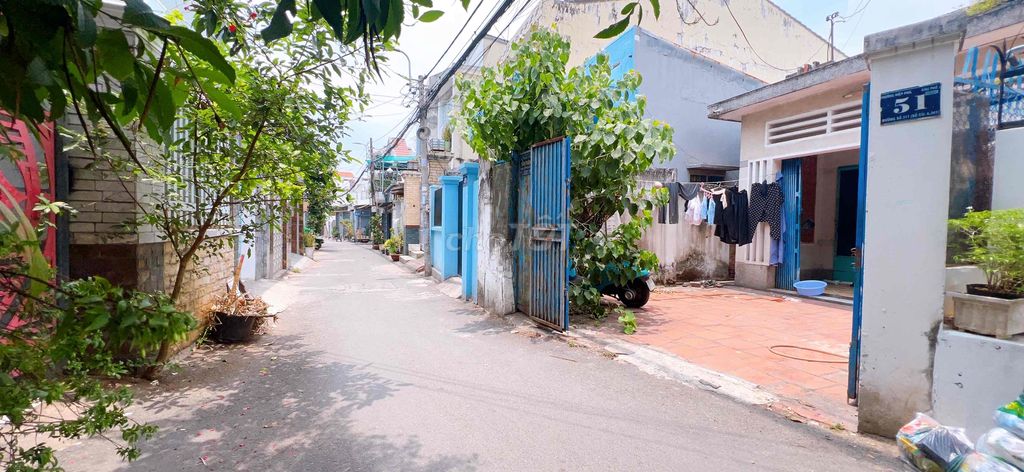 Mặt tiền kinh doanh ngộp bank. Mua bán văn phòng, mặt bằng kinh doanh tại Thành phố Thủ Đức Tp Hồ Chí Minh được đăng bởi Hải paris hình 2