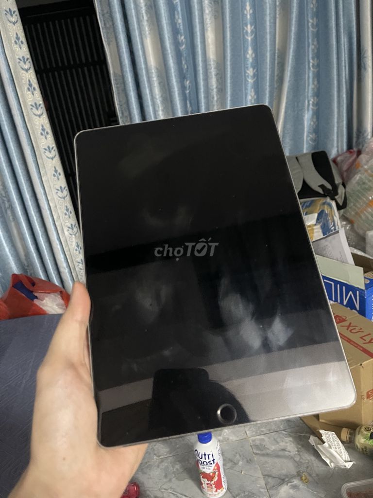 Apple iPad Pro 10.5 inch 256GB 4G wifi. Mua bán Máy tính bảng tại Thành phố Thủ Dầu Một Bình Dương được đăng bởi duy hình 1