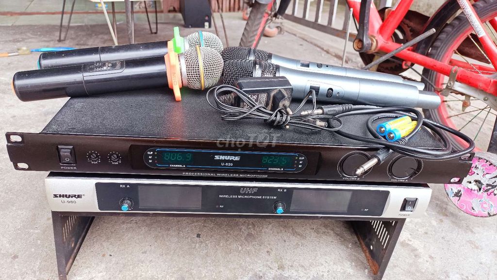 Hai Bộ Míc K Dây, Shure 820&980