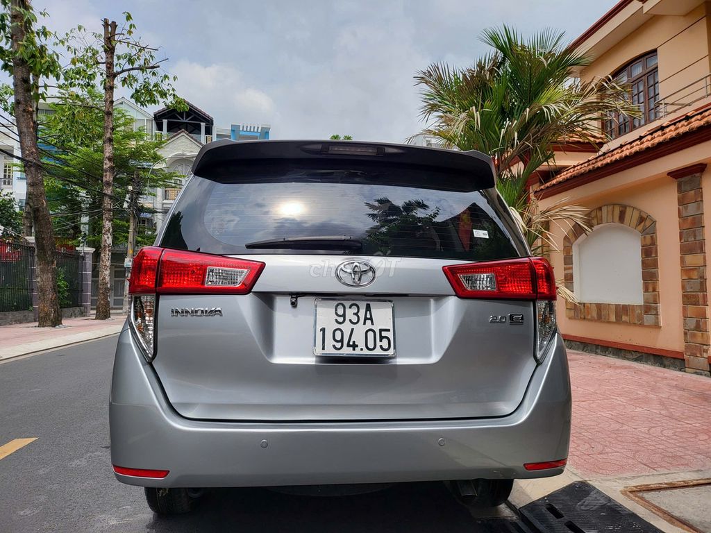 Toyota Innova 2020 2.0E - 78000 km. Mua bán Ô tô tại Quận 10 Tp Hồ Chí Minh được đăng bởi Anh Thanh hình 8